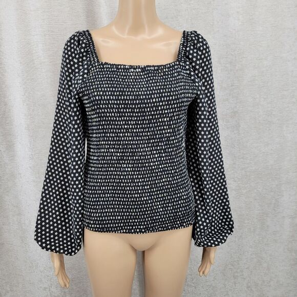 Truth Shirring Spocked Elegant Black and White Daisy Floral Boho Women's Top - Picture 1 of 9